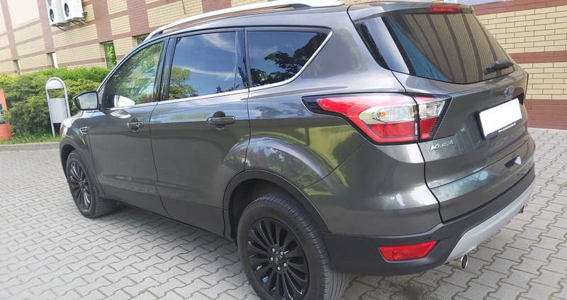 Ford Kuga cena 78800 przebieg: 151000, rok produkcji 2017 z Elbląg małe 379